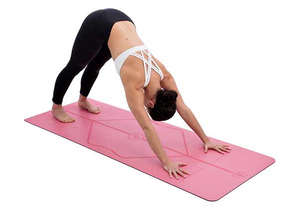 Bài tập Yoga Thảm tập Yoga là thảm như thế nào? Những đặc điểm của thảm Yoga.